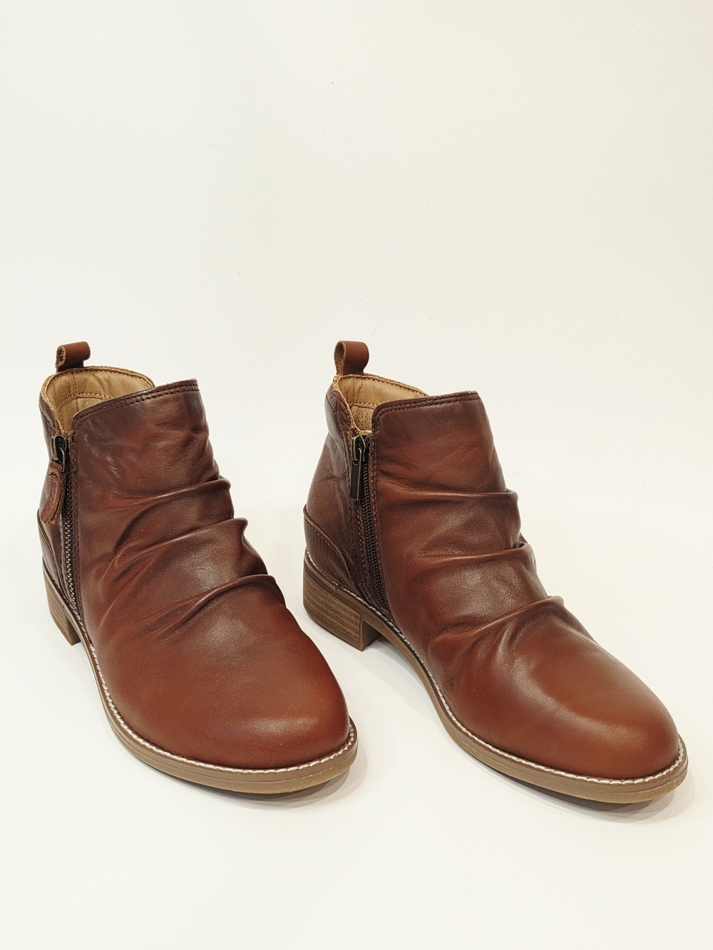 Earth Nadya Round Toe Ruched Casual Booties – Brown | 7.5W